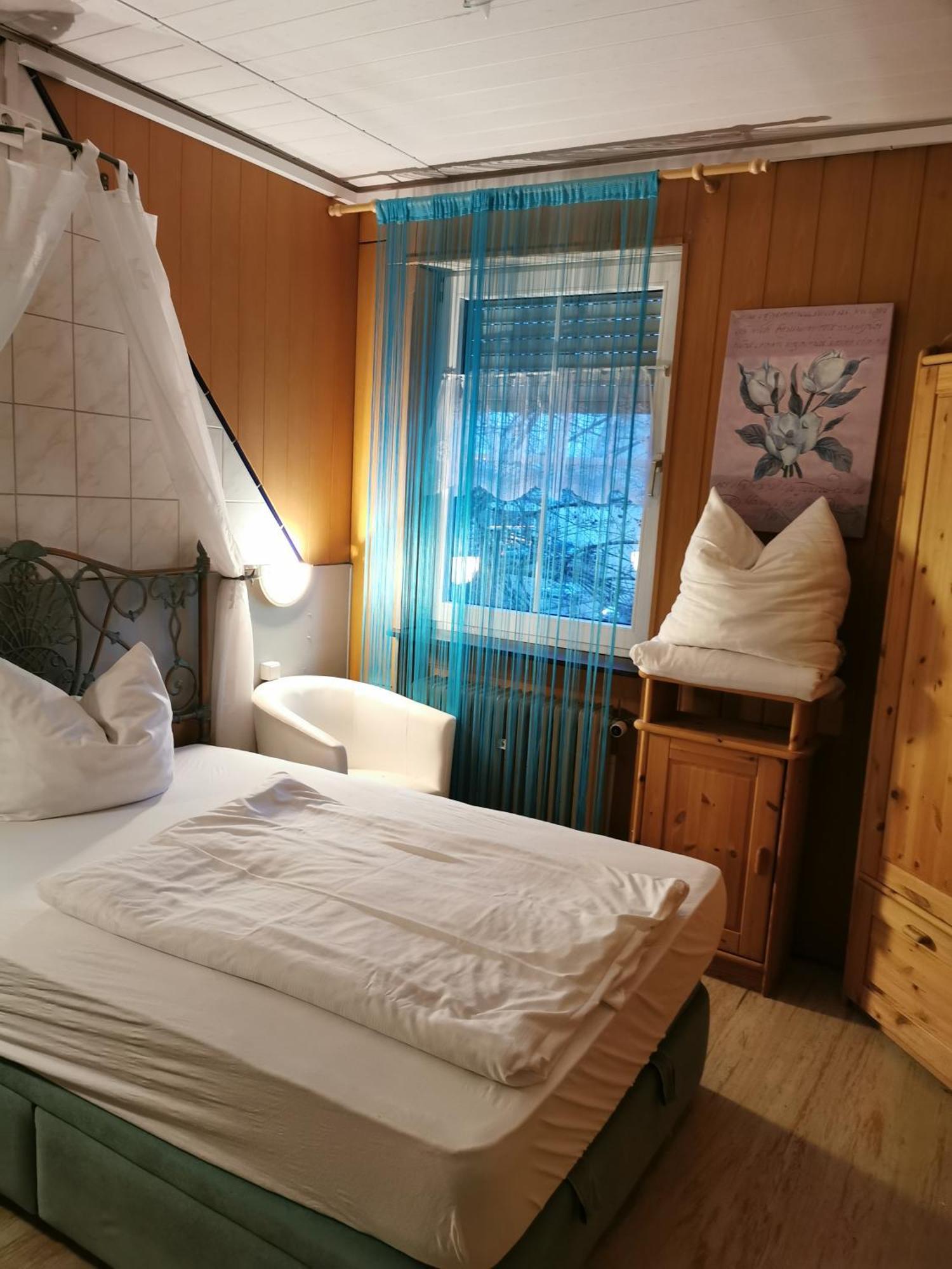 See Lord Hotel Kaiserslautern Quarto foto